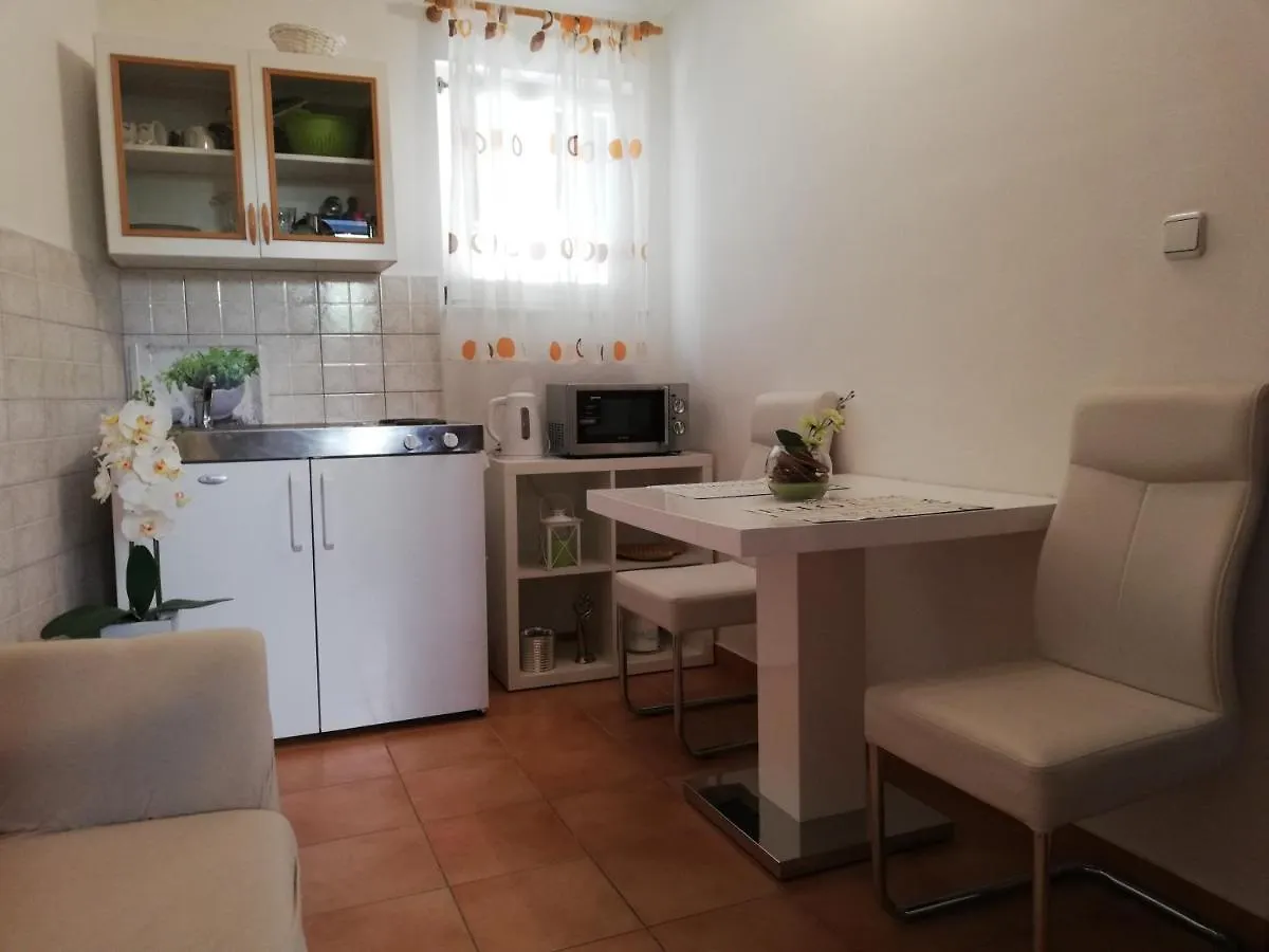 Studio Apartman Lenka Split Apartment