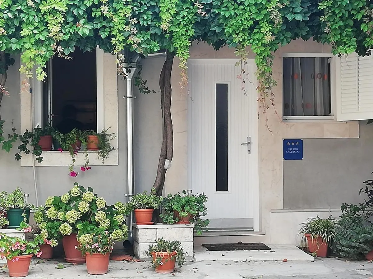 Studio Apartman Lenka Split Apartment